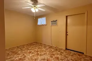 10878 W Coggins Dr, Sun City, AZ 85351 - Photo 10