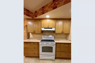 10878 W Coggins Drive, Sun City, AZ 85351 - Photo 12