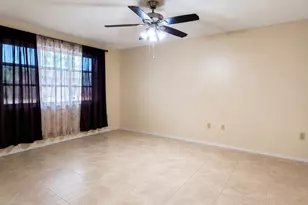 10878 W Coggins Dr, Sun City, AZ 85351 - Photo 2