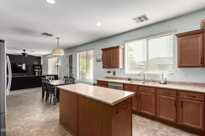 2513 W Branham Lane, Phoenix, AZ 85041 - Photo 12