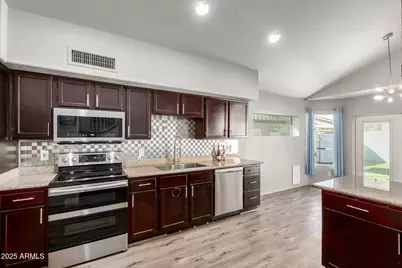 3940 W Park View Lane, Glendale, AZ 85310 - Photo 14