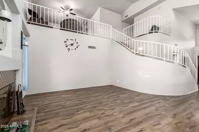 3940 W Park View Lane, Glendale, AZ 85310 - Photo 10