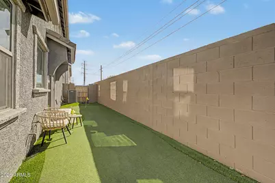 4236 S 58th Lane, Phoenix, AZ 85043 - Photo 8