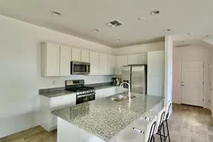 4236 S 58th Ln, Phoenix, AZ 85043 - Photo 2