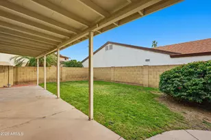 2605 W Gelding Dr, Phoenix, AZ 85023 - Photo 30