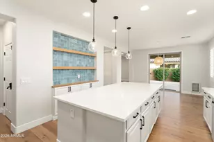 14885 W Dreyfus St, Surprise, AZ 85379 - Photo 18