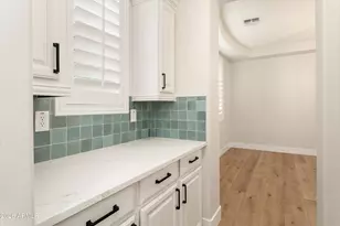 14885 W Dreyfus St, Surprise, AZ 85379 - Photo 20