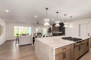 4332 E Calle Redonda St, Phoenix, AZ 85018 - Photo 8