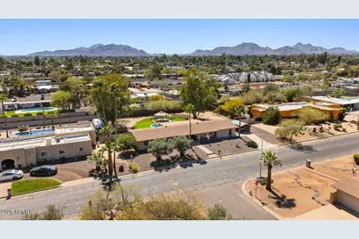 6301 E Sweetwater Avenue, Scottsdale, AZ 85254 - Photo 32