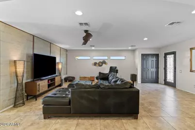 6301 E Sweetwater Avenue, Scottsdale, AZ 85254 - Photo 14