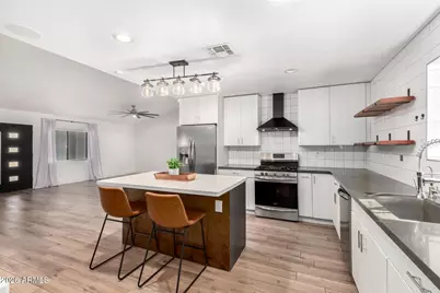 4607 E Edgemont Avenue, Phoenix, AZ 85008 - Photo 12