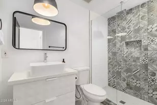 4607 E Edgemont Ave, Phoenix, AZ 85008 - Photo 32