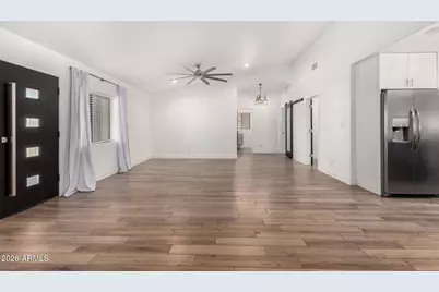 4607 E Edgemont Avenue, Phoenix, AZ 85008 - Photo 6