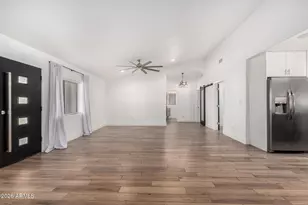 4607 E Edgemont Ave, Phoenix, AZ 85008 - Photo 6