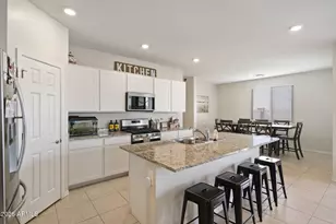 3142 E Pineapple Rd, San Tan Valley, AZ 85143 - Photo 8