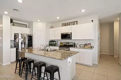 3142 E Pineapple Road, San Tan Valley, AZ 85143 - Photo 10