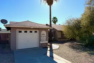 3025 W Irma Ln, Phoenix, AZ 85027 - Photo 2