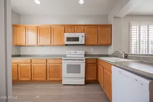 2414 W Lewis and Clark Trail, Phoenix, AZ 85086 - Photo 10