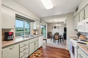 9912 W Sandstone Dr, Sun City, AZ 85351 - Photo 4