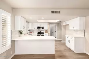 20073 N 98th Ave, Peoria, AZ 85382 - Photo 24