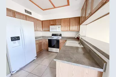 1906 N 106th Lane, Avondale, AZ 85392 - Photo 10