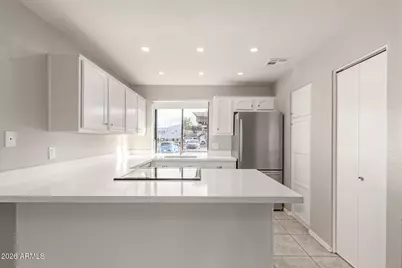 11666 N 28th Drive #120, Phoenix, AZ 85029 - Photo 2