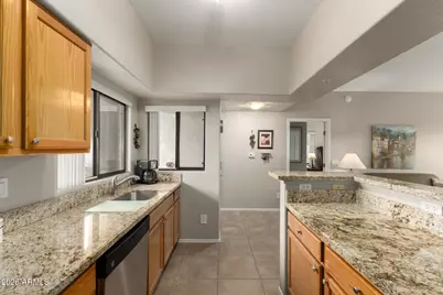 10401 N Saguaro Boulevard #111, Fountain Hills, AZ 85268 - Photo 2