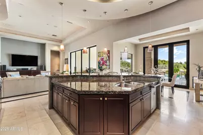 6109 N Palo Cristi Road, Paradise Valley, AZ 85253 - Photo 14