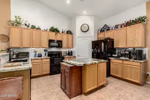 8979 W Nicolet Ave, Glendale, AZ 85305 - Photo 10