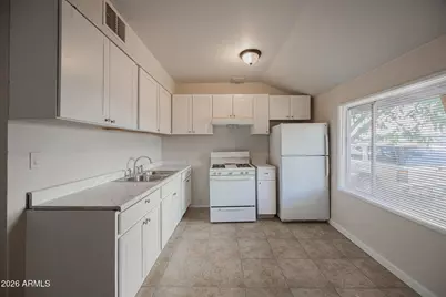 864 E Chandler Boulevard #15, Chandler, AZ 85225 - Photo 8