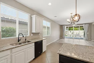 1078 W Redwood Avenue, Queen Creek, AZ 85140 - Photo 16