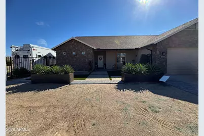 21015 W White Feather Lane, Wittmann, AZ 85361 - Photo 2