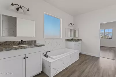 21015 W White Feather Lane, Wittmann, AZ 85361 - Photo 36