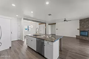 21015 W White Feather Ln, Wittmann, AZ 85361 - Photo 32