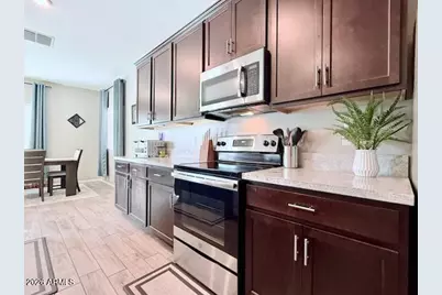 313 E Seven Seas Drive, Casa Grande, AZ 85122 - Photo 10