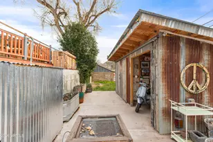 715 Tombstone Canyon, Bisbee, AZ 85603 - Photo 32