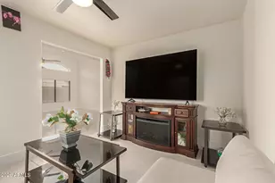 12465 N 67th Dr, Peoria, AZ 85381 - Photo 10