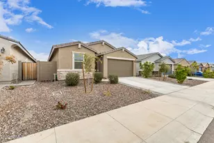 9215 N 173rd Ln, Waddell, AZ 85355 - Photo 4