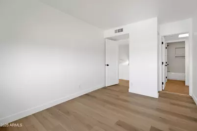 2014 N 51st Way, Phoenix, AZ 85008 - Photo 14