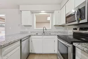 5824 S College Ave, Tempe, AZ 85283 - Photo 10