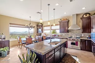 10829 N Mountain Vista Ct, Fountain Hills, AZ 85268 - Photo 14