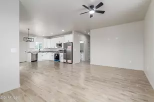 215 N Brown Ave, Casa Grande, AZ 85122 - Photo 10