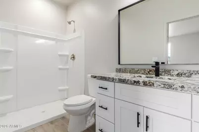 215 N Brown Avenue, Casa Grande, AZ 85122 - Photo 18