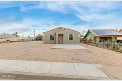 215 N Brown Avenue, Casa Grande, AZ 85122 - Photo 2