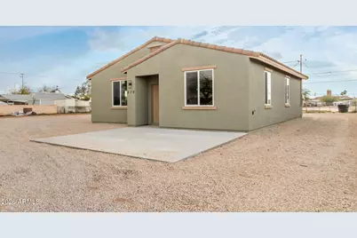 215 N Brown Avenue, Casa Grande, AZ 85122 - Photo 2