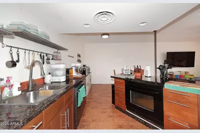 207 W Clarendon Avenue #A2, Phoenix, AZ 85013 - Photo 6