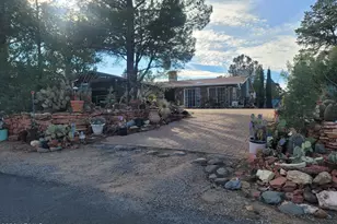 215 Mountain Shadows Dr, Sedona, AZ 86336 - Photo 1