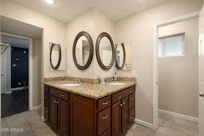 8620 E Sells Drive, Scottsdale, AZ 85251 - Photo 14