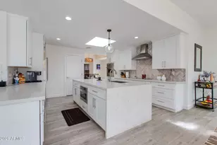 2737 E Arizona Biltmore Circle, Phoenix, AZ 85016 - Photo 6