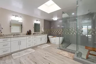 2737 E Arizona Biltmore Circle, Phoenix, AZ 85016 - Photo 12